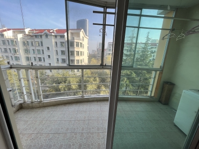 康大风和日丽