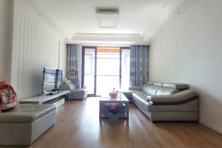 名嘉汇 2室2厅1卫南 精装