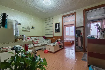 前湾小区 2室2厅1卫南 普装