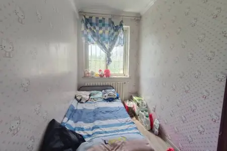 多元小区 1室1厅1卫南 精装