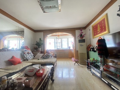 太行山小区 3室2厅1卫南 精装