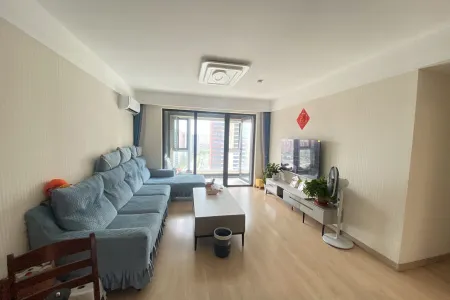 万科城市之光一期 3室2厅2卫 南 精装