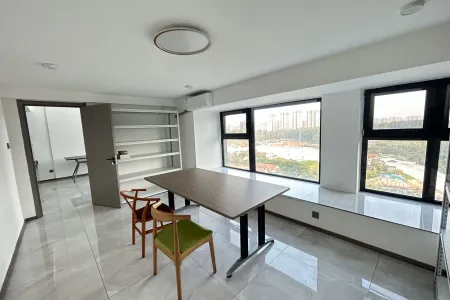 万科新都会二期（商住楼） 2室2厅2卫 南北 精装