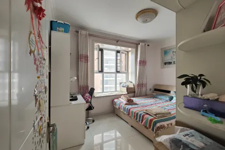 盛华未来城 2室2厅1卫南 精装