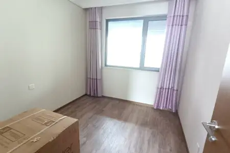 维多利亚湾南区（7-10）期 3室2厅2卫 南北 精装