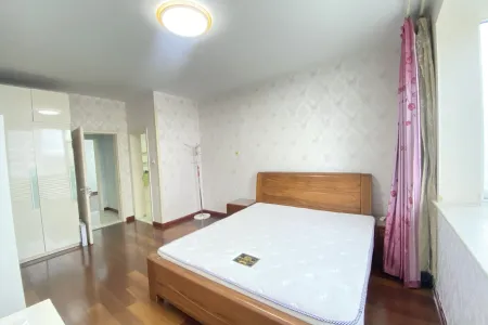 隆祺嘉园 4室2厅2卫 南北 精装