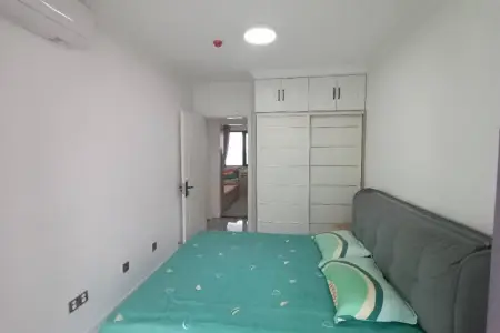 万达维多利亚湾（31-67号楼） 3室2厅2卫南 豪装