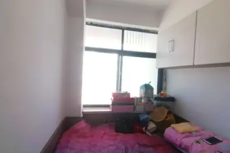 冠庭江山 2室1厅1卫 西 精装