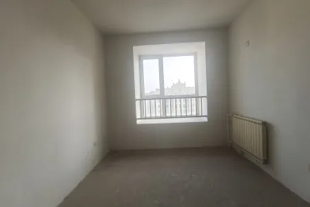 御园五号 2室2厅1卫 南北 毛坯