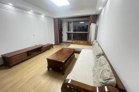 世茂诺沙湾三期 3室2厅1卫 南北 精装