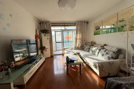 海尔望山居 4室2厅2卫 南北 精装