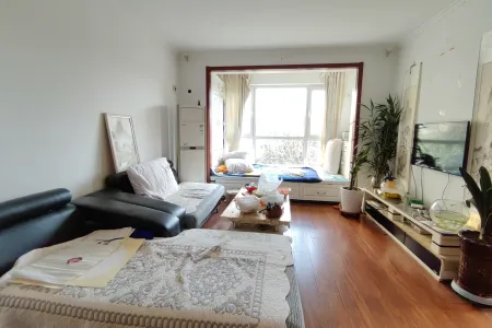 隆海东方华庭 2室2厅1卫南北 精装