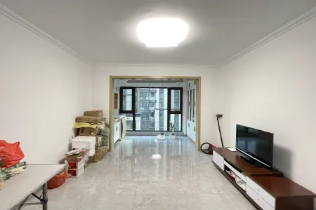 昆仑首府 3室2厅2卫 东 豪装