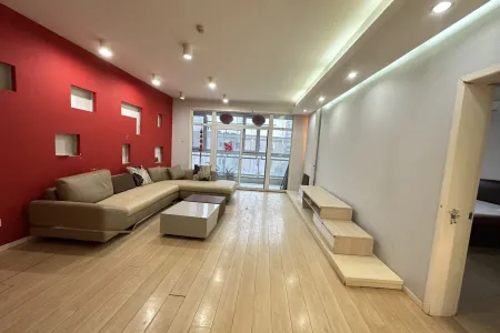 千禧龙花园一期 3室2厅2卫南 中装