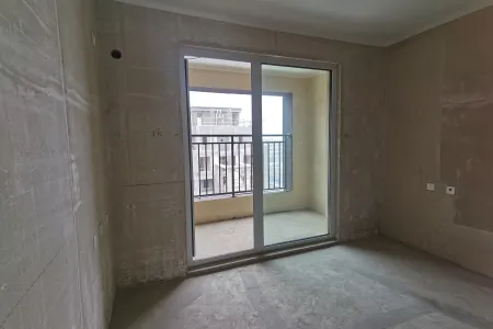 龙湖春江彼岸别墅 叠加4室2厅3卫 南北 毛坯