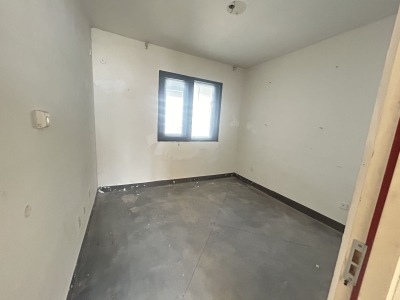 万达维多利亚湾（31-67号楼） 3室1厅1卫 南 精装