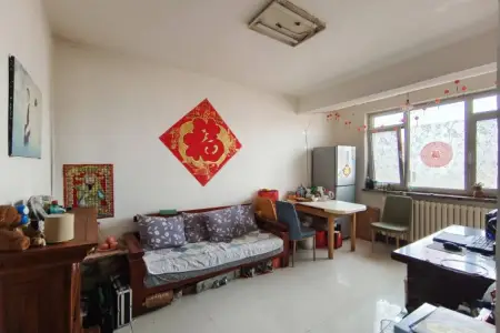 黄岛国货 2室1厅1卫南 简装