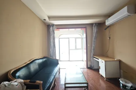 隆海东方华庭 1室2厅1卫 北 精装