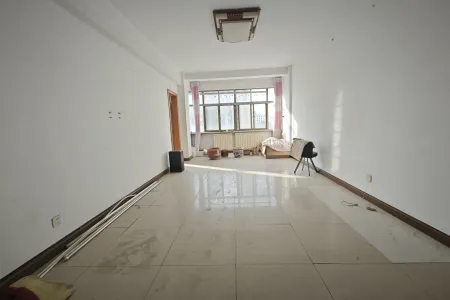 金泰苑 3室2厅1卫南 中装