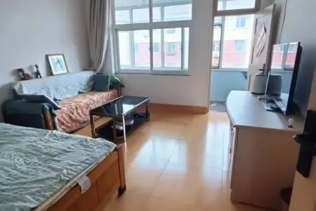 医院附近 2房1厅1卫 南 精装