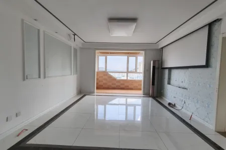 风和日丽尚景 3室2厅2卫 南北 精装