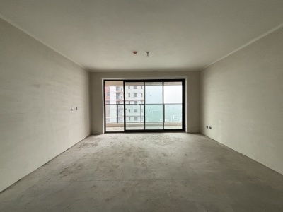 名嘉荷府 4室2厅2卫 南北 毛坯