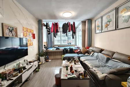 昆仑山庄北区 2房2厅1卫 南北 毛坯