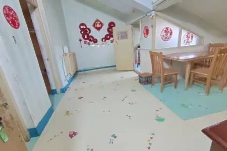 卧鹏小区 2房2厅1卫 南 简装