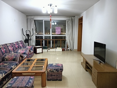  欧式田园风,豪华装修,地铁盘学区房！