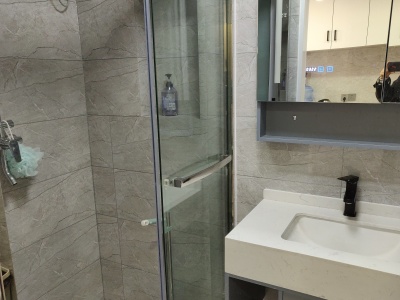 麦迪绅澎湃岛 2室2厅1卫 东北 精装