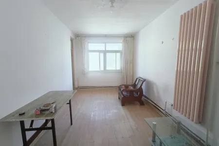 港头陈小区 2室1厅1卫 南 中装