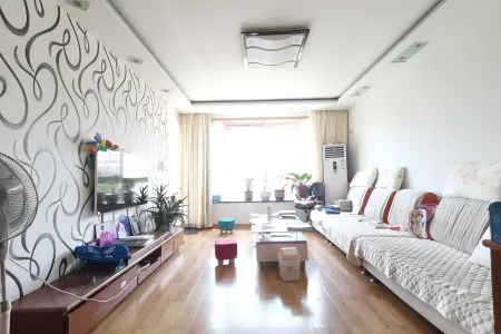 昆仑山庄北区 2房2厅1卫 南 精装