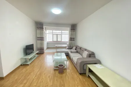 月亮湾 2室2厅1卫 南 精装