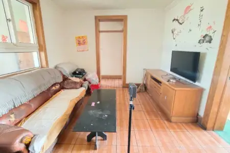 前湾小区 2室1厅1卫南北 中装