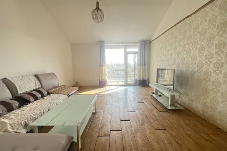 隆海东方华庭 2室2厅1卫 南北 精装