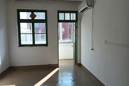 黄岛国货 1室1厅1卫 南北 精装