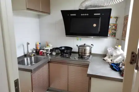 盐滩小区 2室1厅1卫东 毛坯