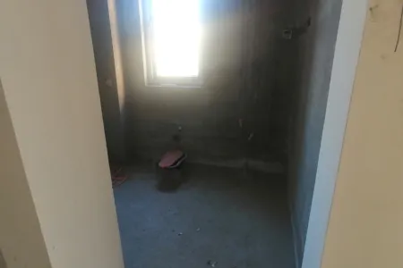 世茂诺沙湾四期 3房2厅2卫 南北 毛坯