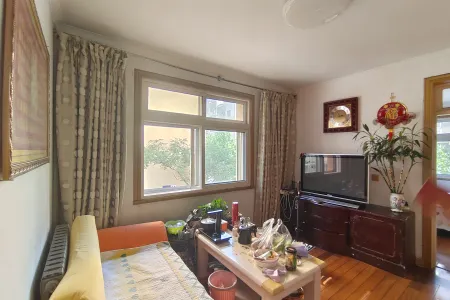 后湾社区 2房1厅1卫 南 精装