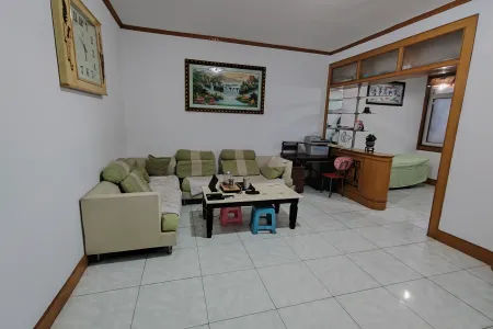 卧鹏小区 2室1厅1卫 东 简装