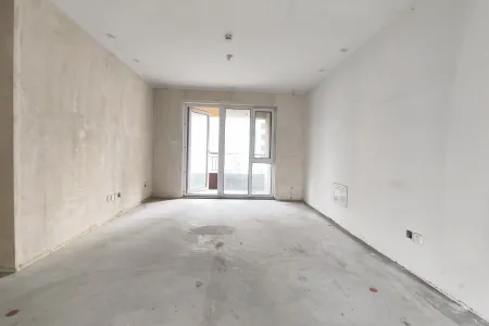 龙湖紫宸 3室2厅2卫 南北 毛坯