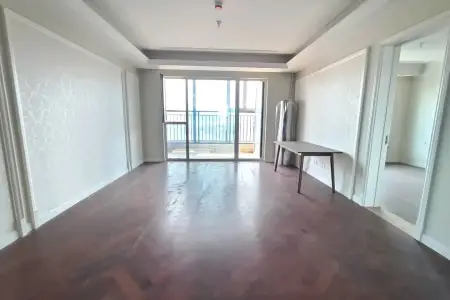 莱茵公馆 4室2厅2卫南北 精装