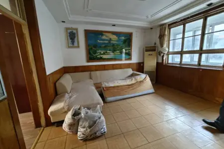 前湾小区 3室1厅1卫南北 中装