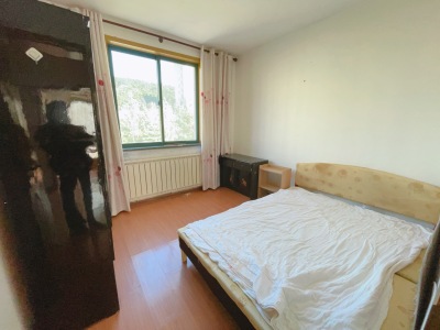 灵山卫东山小区