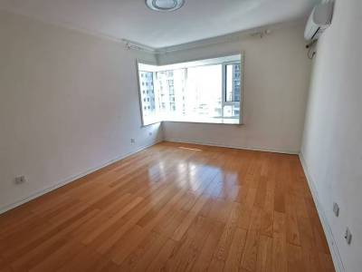 中海银海一号 4室2厅2卫 南北 精装