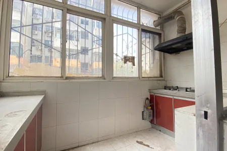 老官厅 3室2厅1卫南北 中装