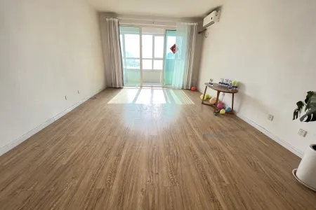 康大风和日丽 3房2厅2卫 南北 精装