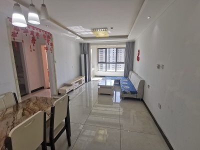 全明户型,黄金楼层,阳光好,地铁口,交通便利,设施齐全