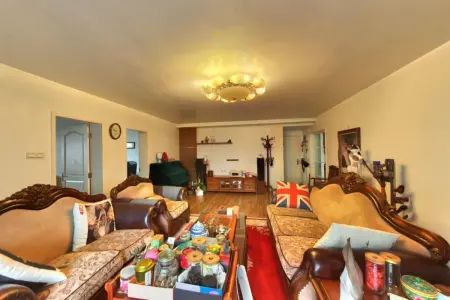 星海苑 4室2厅2卫 南北 精装