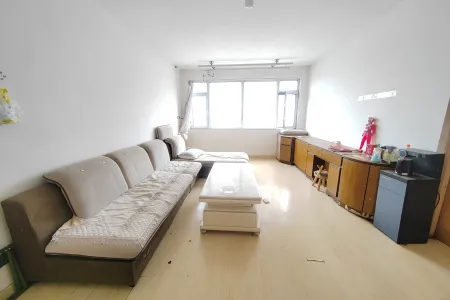 星河嘉园 3室2厅1卫南北 中装